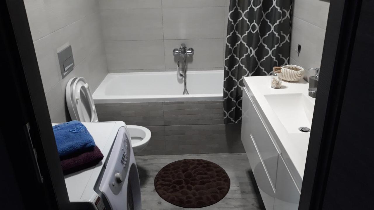 U Joli Apartment Swinoujscie Ngoại thất bức ảnh